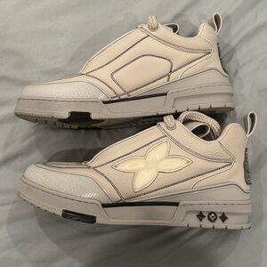 Louis Vuitton 1954 Size 12